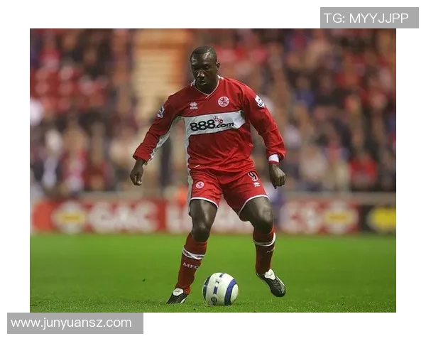 平民球星逆袭足球世界排行榜 解读那些从默默无闻到大放异彩的传奇人物