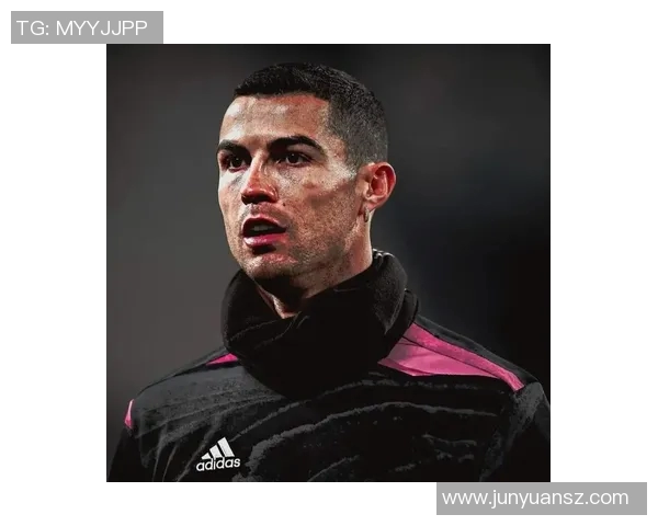 足球女星风采展现 球场魅力与个人特色兼具的明星人物头像解析 足球女星风采展现 球场魅力与个人特色兼具的明星人物头像解析